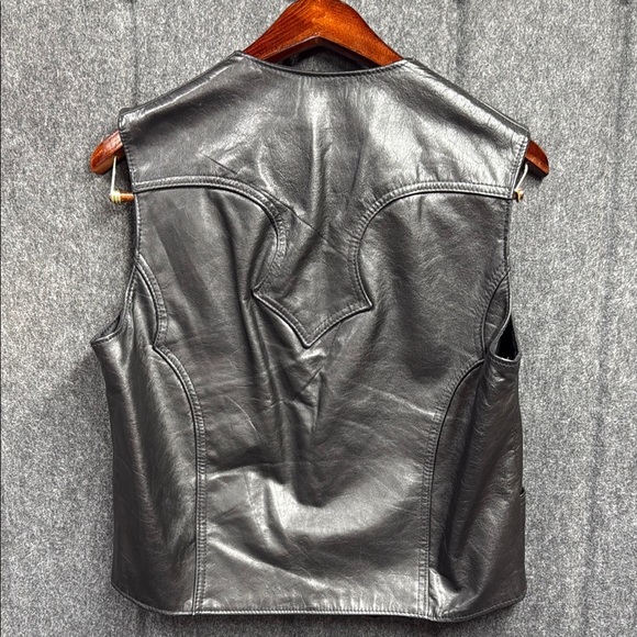 PIONEER WEAR Vintage Black Leather Vest Tailored Fit - Picture 3 of 4